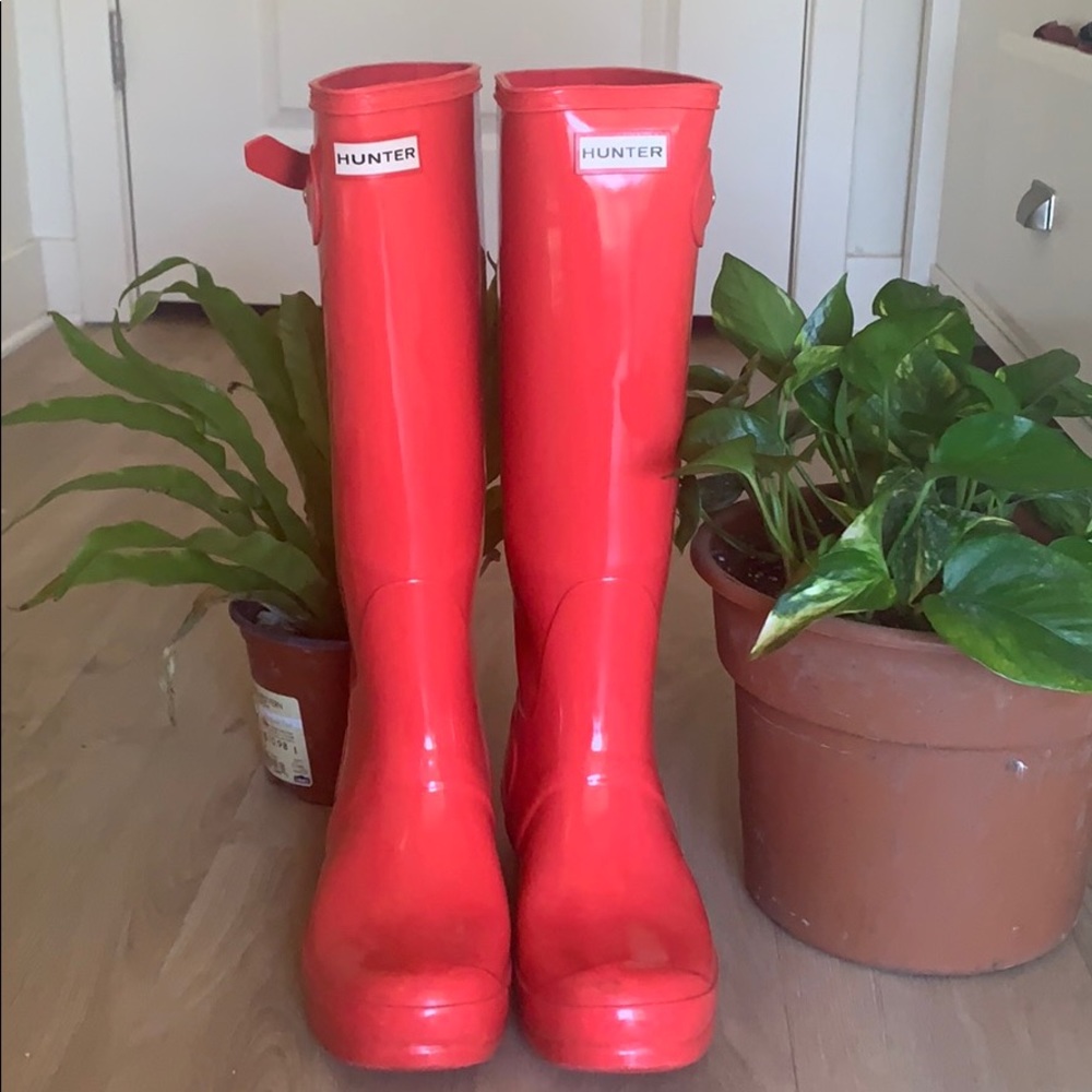 Pink Hunter Boots! 🌺
